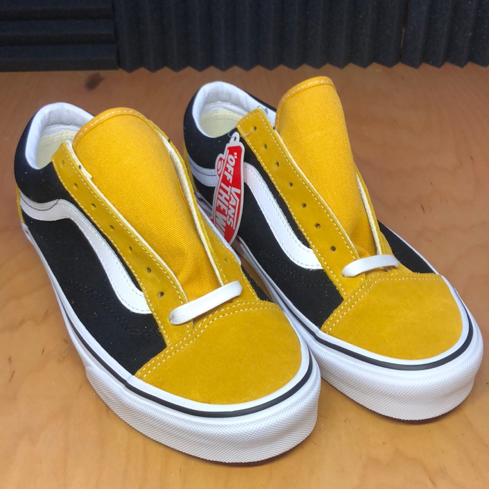 SOLD Style 36 Vintage Suede “Mango Mojito Black”